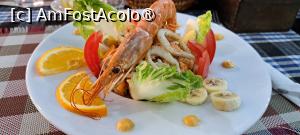 [P40] nack Grand Atlas-Fruits de mer, salată de creveți » foto by irinad
 - 
<span class="allrVoted glyphicon glyphicon-heart hidden" id="av1511048"></span>
<a class="m-l-10 hidden" id="sv1511048" onclick="voting_Foto_DelVot(,1511048,24941)" role="button">șterge vot <span class="glyphicon glyphicon-remove"></span></a>
<a id="v91511048" class=" c-red"  onclick="voting_Foto_SetVot(1511048)" role="button"><span class="glyphicon glyphicon-heart-empty"></span> <b>LIKE</b> = Votează poza</a> <img class="hidden"  id="f1511048W9" src="/imagini/loader.gif" border="0" /><span class="AjErrMes hidden" id="e1511048ErM"></span>