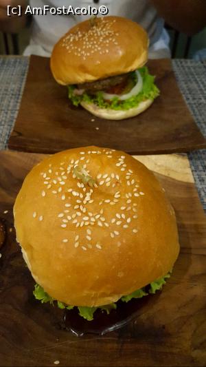 [P06] Burger Shop » foto by r-Uca
 - 
<span class="allrVoted glyphicon glyphicon-heart hidden" id="av1058503"></span>
<a class="m-l-10 hidden" id="sv1058503" onclick="voting_Foto_DelVot(,1058503,24967)" role="button">șterge vot <span class="glyphicon glyphicon-remove"></span></a>
<a id="v91058503" class=" c-red"  onclick="voting_Foto_SetVot(1058503)" role="button"><span class="glyphicon glyphicon-heart-empty"></span> <b>LIKE</b> = Votează poza</a> <img class="hidden"  id="f1058503W9" src="/imagini/loader.gif" border="0" /><span class="AjErrMes hidden" id="e1058503ErM"></span>