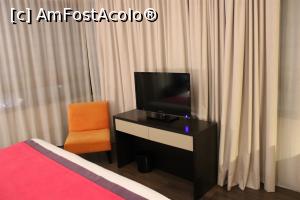 [P13] Buenos Aires, Bulnes Eco Suites Hotel, Televizorul aștepta să fie pornit, a cam așteptat...  » foto by mprofeanu
 - 
<span class="allrVoted glyphicon glyphicon-heart hidden" id="av1059313"></span>
<a class="m-l-10 hidden" id="sv1059313" onclick="voting_Foto_DelVot(,1059313,24975)" role="button">șterge vot <span class="glyphicon glyphicon-remove"></span></a>
<a id="v91059313" class=" c-red"  onclick="voting_Foto_SetVot(1059313)" role="button"><span class="glyphicon glyphicon-heart-empty"></span> <b>LIKE</b> = Votează poza</a> <img class="hidden"  id="f1059313W9" src="/imagini/loader.gif" border="0" /><span class="AjErrMes hidden" id="e1059313ErM"></span>