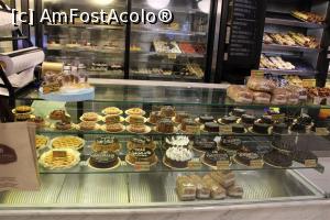 [P39] Buenos Aires, Confiteria del Botanico oferă o gamă largă de produse de patiserie și cofetărie » foto by mprofeanu
 - 
<span class="allrVoted glyphicon glyphicon-heart hidden" id="av1059339"></span>
<a class="m-l-10 hidden" id="sv1059339" onclick="voting_Foto_DelVot(,1059339,24975)" role="button">șterge vot <span class="glyphicon glyphicon-remove"></span></a>
<a id="v91059339" class=" c-red"  onclick="voting_Foto_SetVot(1059339)" role="button"><span class="glyphicon glyphicon-heart-empty"></span> <b>LIKE</b> = Votează poza</a> <img class="hidden"  id="f1059339W9" src="/imagini/loader.gif" border="0" /><span class="AjErrMes hidden" id="e1059339ErM"></span>