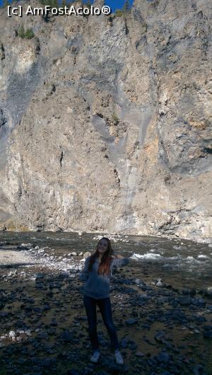 [P13] Yellowstone National Park - imensitatea de munte de care va spuneam, de nici nu a incaput tot in poza desi era facuta de departe » foto by Anduise
 - 
<span class="allrVoted glyphicon glyphicon-heart hidden" id="av1060475"></span>
<a class="m-l-10 hidden" id="sv1060475" onclick="voting_Foto_DelVot(,1060475,24982)" role="button">șterge vot <span class="glyphicon glyphicon-remove"></span></a>
<a id="v91060475" class=" c-red"  onclick="voting_Foto_SetVot(1060475)" role="button"><span class="glyphicon glyphicon-heart-empty"></span> <b>LIKE</b> = Votează poza</a> <img class="hidden"  id="f1060475W9" src="/imagini/loader.gif" border="0" /><span class="AjErrMes hidden" id="e1060475ErM"></span>