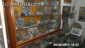 [P33] Muzeul de Mineralogie Estetică din Ocna de Fier » foto by ungureanica
 - 
<span class="allrVoted glyphicon glyphicon-heart hidden" id="av1061721"></span>
<a class="m-l-10 hidden" id="sv1061721" onclick="voting_Foto_DelVot(,1061721,24991)" role="button">șterge vot <span class="glyphicon glyphicon-remove"></span></a>
<a id="v91061721" class=" c-red"  onclick="voting_Foto_SetVot(1061721)" role="button"><span class="glyphicon glyphicon-heart-empty"></span> <b>LIKE</b> = Votează poza</a> <img class="hidden"  id="f1061721W9" src="/imagini/loader.gif" border="0" /><span class="AjErrMes hidden" id="e1061721ErM"></span>