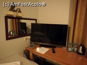 [P03] O parte din mobilierul din camera » foto by fredutza
 - 
<span class="allrVoted glyphicon glyphicon-heart hidden" id="av1061628"></span>
<a class="m-l-10 hidden" id="sv1061628" onclick="voting_Foto_DelVot(,1061628,24997)" role="button">șterge vot <span class="glyphicon glyphicon-remove"></span></a>
<a id="v91061628" class=" c-red"  onclick="voting_Foto_SetVot(1061628)" role="button"><span class="glyphicon glyphicon-heart-empty"></span> <b>LIKE</b> = Votează poza</a> <img class="hidden"  id="f1061628W9" src="/imagini/loader.gif" border="0" /><span class="AjErrMes hidden" id="e1061628ErM"></span>