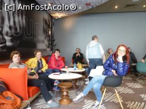 [P19] 19. Micul lobby, cu mobilier diferit.  » foto by doinafil
 - 
<span class="allrVoted glyphicon glyphicon-heart hidden" id="av1061791"></span>
<a class="m-l-10 hidden" id="sv1061791" onclick="voting_Foto_DelVot(,1061791,24999)" role="button">șterge vot <span class="glyphicon glyphicon-remove"></span></a>
<a id="v91061791" class=" c-red"  onclick="voting_Foto_SetVot(1061791)" role="button"><span class="glyphicon glyphicon-heart-empty"></span> <b>LIKE</b> = Votează poza</a> <img class="hidden"  id="f1061791W9" src="/imagini/loader.gif" border="0" /><span class="AjErrMes hidden" id="e1061791ErM"></span>