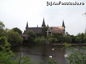 [P11] Castelul din Ravadinovo - un kitsch monstruos » foto by Dragoș_MD
 - 
<span class="allrVoted glyphicon glyphicon-heart hidden" id="av701669"></span>
<a class="m-l-10 hidden" id="sv701669" onclick="voting_Foto_DelVot(,701669,25001)" role="button">șterge vot <span class="glyphicon glyphicon-remove"></span></a>
<a id="v9701669" class=" c-red"  onclick="voting_Foto_SetVot(701669)" role="button"><span class="glyphicon glyphicon-heart-empty"></span> <b>LIKE</b> = Votează poza</a> <img class="hidden"  id="f701669W9" src="/imagini/loader.gif" border="0" /><span class="AjErrMes hidden" id="e701669ErM"></span>