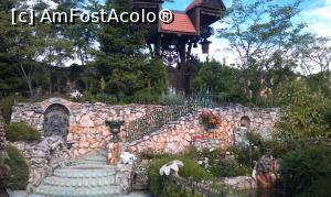 [P05] Foişorul cu clopoţei de vânt  de la Castelul Ravadinovo (Sozopol), Bulgaria. » foto by traian.leuca †
 - 
<span class="allrVoted glyphicon glyphicon-heart hidden" id="av758160"></span>
<a class="m-l-10 hidden" id="sv758160" onclick="voting_Foto_DelVot(,758160,25001)" role="button">șterge vot <span class="glyphicon glyphicon-remove"></span></a>
<a id="v9758160" class=" c-red"  onclick="voting_Foto_SetVot(758160)" role="button"><span class="glyphicon glyphicon-heart-empty"></span> <b>LIKE</b> = Votează poza</a> <img class="hidden"  id="f758160W9" src="/imagini/loader.gif" border="0" /><span class="AjErrMes hidden" id="e758160ErM"></span>