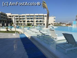 [P17] Iberostar Kuriat Palace - şezlonguri în apă » foto by nicole33
 - 
<span class="allrVoted glyphicon glyphicon-heart hidden" id="av1308366"></span>
<a class="m-l-10 hidden" id="sv1308366" onclick="voting_Foto_DelVot(,1308366,25002)" role="button">șterge vot <span class="glyphicon glyphicon-remove"></span></a>
<a id="v91308366" class=" c-red"  onclick="voting_Foto_SetVot(1308366)" role="button"><span class="glyphicon glyphicon-heart-empty"></span> <b>LIKE</b> = Votează poza</a> <img class="hidden"  id="f1308366W9" src="/imagini/loader.gif" border="0" /><span class="AjErrMes hidden" id="e1308366ErM"></span>