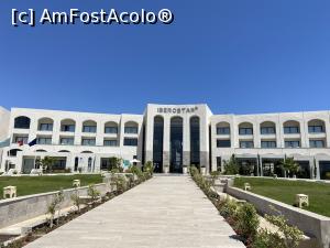 [P02] Iberostar Kuriat Palace - intrarea în hotel » foto by nicole33
 - 
<span class="allrVoted glyphicon glyphicon-heart hidden" id="av1308351"></span>
<a class="m-l-10 hidden" id="sv1308351" onclick="voting_Foto_DelVot(,1308351,25002)" role="button">șterge vot <span class="glyphicon glyphicon-remove"></span></a>
<a id="v91308351" class=" c-red"  onclick="voting_Foto_SetVot(1308351)" role="button"><span class="glyphicon glyphicon-heart-empty"></span> <b>LIKE</b> = Votează poza</a> <img class="hidden"  id="f1308351W9" src="/imagini/loader.gif" border="0" /><span class="AjErrMes hidden" id="e1308351ErM"></span>