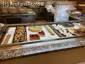 [P48] Iberostar Kuriat Palace - prin restaurant » foto by nicole33
 - 
<span class="allrVoted glyphicon glyphicon-heart hidden" id="av1308397"></span>
<a class="m-l-10 hidden" id="sv1308397" onclick="voting_Foto_DelVot(,1308397,25002)" role="button">șterge vot <span class="glyphicon glyphicon-remove"></span></a>
<a id="v91308397" class=" c-red"  onclick="voting_Foto_SetVot(1308397)" role="button"><span class="glyphicon glyphicon-heart-empty"></span> <b>LIKE</b> = Votează poza</a> <img class="hidden"  id="f1308397W9" src="/imagini/loader.gif" border="0" /><span class="AjErrMes hidden" id="e1308397ErM"></span>