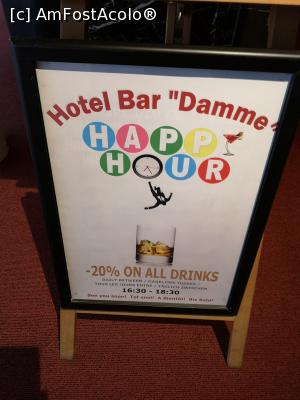 [P25] Oferta de Happy Hour la bar » foto by crismis
 - 
<span class="allrVoted glyphicon glyphicon-heart hidden" id="av1063648"></span>
<a class="m-l-10 hidden" id="sv1063648" onclick="voting_Foto_DelVot(,1063648,25028)" role="button">șterge vot <span class="glyphicon glyphicon-remove"></span></a>
<a id="v91063648" class=" c-red"  onclick="voting_Foto_SetVot(1063648)" role="button"><span class="glyphicon glyphicon-heart-empty"></span> <b>LIKE</b> = Votează poza</a> <img class="hidden"  id="f1063648W9" src="/imagini/loader.gif" border="0" /><span class="AjErrMes hidden" id="e1063648ErM"></span>