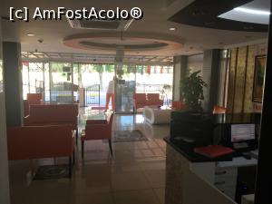 [P05] Hotel Mutado - Receptia / Lobby » foto by RossoNerro
 - 
<span class="allrVoted glyphicon glyphicon-heart hidden" id="av1064148"></span>
<a class="m-l-10 hidden" id="sv1064148" onclick="voting_Foto_DelVot(,1064148,25033)" role="button">șterge vot <span class="glyphicon glyphicon-remove"></span></a>
<a id="v91064148" class=" c-red"  onclick="voting_Foto_SetVot(1064148)" role="button"><span class="glyphicon glyphicon-heart-empty"></span> <b>LIKE</b> = Votează poza</a> <img class="hidden"  id="f1064148W9" src="/imagini/loader.gif" border="0" /><span class="AjErrMes hidden" id="e1064148ErM"></span>