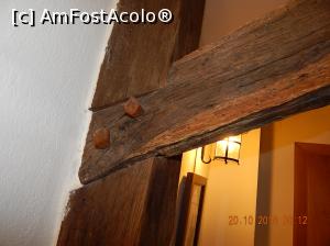 [P09] Pension am Schneiderturm 3* - Sighisoara- grinda veche de stejar.  » foto by Diaura*
 - 
<span class="allrVoted glyphicon glyphicon-heart hidden" id="av1064495"></span>
<a class="m-l-10 hidden" id="sv1064495" onclick="voting_Foto_DelVot(,1064495,25039)" role="button">șterge vot <span class="glyphicon glyphicon-remove"></span></a>
<a id="v91064495" class=" c-red"  onclick="voting_Foto_SetVot(1064495)" role="button"><span class="glyphicon glyphicon-heart-empty"></span> <b>LIKE</b> = Votează poza</a> <img class="hidden"  id="f1064495W9" src="/imagini/loader.gif" border="0" /><span class="AjErrMes hidden" id="e1064495ErM"></span>