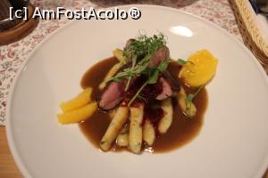 [P12] 12 IMG_0223 Kraków, Restauracja Gąska, Pierś z Kaczki – Piept de rață cu dulceață de ceapă roșie, portocale, sos negru și găluște cu pătrunjel » foto by mprofeanu
 - 
<span class="allrVoted glyphicon glyphicon-heart hidden" id="av1336053"></span>
<a class="m-l-10 hidden" id="sv1336053" onclick="voting_Foto_DelVot(,1336053,25056)" role="button">șterge vot <span class="glyphicon glyphicon-remove"></span></a>
<a id="v91336053" class=" c-red"  onclick="voting_Foto_SetVot(1336053)" role="button"><span class="glyphicon glyphicon-heart-empty"></span> <b>LIKE</b> = Votează poza</a> <img class="hidden"  id="f1336053W9" src="/imagini/loader.gif" border="0" /><span class="AjErrMes hidden" id="e1336053ErM"></span>