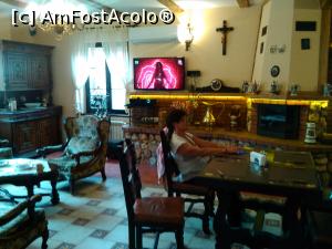 [P16] Interiorul restaurantului de la conac » foto by dorgo
 - 
<span class="allrVoted glyphicon glyphicon-heart hidden" id="av774982"></span>
<a class="m-l-10 hidden" id="sv774982" onclick="voting_Foto_DelVot(,774982,25156)" role="button">șterge vot <span class="glyphicon glyphicon-remove"></span></a>
<a id="v9774982" class=" c-red"  onclick="voting_Foto_SetVot(774982)" role="button"><span class="glyphicon glyphicon-heart-empty"></span> <b>LIKE</b> = Votează poza</a> <img class="hidden"  id="f774982W9" src="/imagini/loader.gif" border="0" /><span class="AjErrMes hidden" id="e774982ErM"></span>