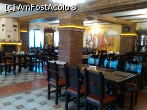 [P18] Restaurantul » foto by dorgo
 - 
<span class="allrVoted glyphicon glyphicon-heart hidden" id="av774984"></span>
<a class="m-l-10 hidden" id="sv774984" onclick="voting_Foto_DelVot(,774984,25156)" role="button">șterge vot <span class="glyphicon glyphicon-remove"></span></a>
<a id="v9774984" class=" c-red"  onclick="voting_Foto_SetVot(774984)" role="button"><span class="glyphicon glyphicon-heart-empty"></span> <b>LIKE</b> = Votează poza</a> <img class="hidden"  id="f774984W9" src="/imagini/loader.gif" border="0" /><span class="AjErrMes hidden" id="e774984ErM"></span>