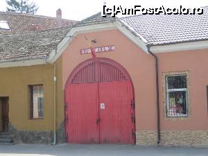 [P03] Remiza de pompieri, omniprezentă în toate satele săsești - Cristian - Brașov.  » foto by tata123 🔱
 - 
<span class="allrVoted glyphicon glyphicon-heart hidden" id="av679605"></span>
<a class="m-l-10 hidden" id="sv679605" onclick="voting_Foto_DelVot(,679605,25156)" role="button">șterge vot <span class="glyphicon glyphicon-remove"></span></a>
<a id="v9679605" class=" c-red"  onclick="voting_Foto_SetVot(679605)" role="button"><span class="glyphicon glyphicon-heart-empty"></span> <b>LIKE</b> = Votează poza</a> <img class="hidden"  id="f679605W9" src="/imagini/loader.gif" border="0" /><span class="AjErrMes hidden" id="e679605ErM"></span>
