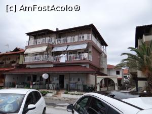 [P06] Achilleas House » foto by baby eyes
 - 
<span class="allrVoted glyphicon glyphicon-heart hidden" id="av1072547"></span>
<a class="m-l-10 hidden" id="sv1072547" onclick="voting_Foto_DelVot(,1072547,25175)" role="button">șterge vot <span class="glyphicon glyphicon-remove"></span></a>
<a id="v91072547" class=" c-red"  onclick="voting_Foto_SetVot(1072547)" role="button"><span class="glyphicon glyphicon-heart-empty"></span> <b>LIKE</b> = Votează poza</a> <img class="hidden"  id="f1072547W9" src="/imagini/loader.gif" border="0" /><span class="AjErrMes hidden" id="e1072547ErM"></span>