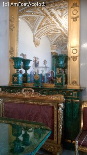 [P02] Febletea familiei imperiale malachitul.  » foto by senateo
 - 
<span class="allrVoted glyphicon glyphicon-heart hidden" id="av896888"></span>
<a class="m-l-10 hidden" id="sv896888" onclick="voting_Foto_DelVot(,896888,25186)" role="button">șterge vot <span class="glyphicon glyphicon-remove"></span></a>
<a id="v9896888" class=" c-red"  onclick="voting_Foto_SetVot(896888)" role="button"><span class="glyphicon glyphicon-heart-empty"></span> <b>LIKE</b> = Votează poza</a> <img class="hidden"  id="f896888W9" src="/imagini/loader.gif" border="0" /><span class="AjErrMes hidden" id="e896888ErM"></span>