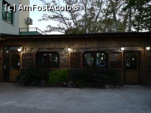 [P25] Restaurantul văzut din parcare » foto by crismis
 - 
<span class="allrVoted glyphicon glyphicon-heart hidden" id="av1074778"></span>
<a class="m-l-10 hidden" id="sv1074778" onclick="voting_Foto_DelVot(,1074778,25193)" role="button">șterge vot <span class="glyphicon glyphicon-remove"></span></a>
<a id="v91074778" class=" c-red"  onclick="voting_Foto_SetVot(1074778)" role="button"><span class="glyphicon glyphicon-heart-empty"></span> <b>LIKE</b> = Votează poza</a> <img class="hidden"  id="f1074778W9" src="/imagini/loader.gif" border="0" /><span class="AjErrMes hidden" id="e1074778ErM"></span>