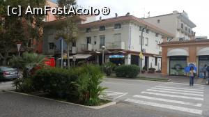 [P01] Hotel Azzurra » foto by ultrasro
 - 
<span class="allrVoted glyphicon glyphicon-heart hidden" id="av1074985"></span>
<a class="m-l-10 hidden" id="sv1074985" onclick="voting_Foto_DelVot(,1074985,25200)" role="button">șterge vot <span class="glyphicon glyphicon-remove"></span></a>
<a id="v91074985" class=" c-red"  onclick="voting_Foto_SetVot(1074985)" role="button"><span class="glyphicon glyphicon-heart-empty"></span> <b>LIKE</b> = Votează poza</a> <img class="hidden"  id="f1074985W9" src="/imagini/loader.gif" border="0" /><span class="AjErrMes hidden" id="e1074985ErM"></span>