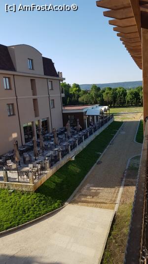 [P06] Algara Hotel, Kranevo - acesta este spațiul unde se pune iarbă » foto by Aurici
 - 
<span class="allrVoted glyphicon glyphicon-heart hidden" id="av1078434"></span>
<a class="m-l-10 hidden" id="sv1078434" onclick="voting_Foto_DelVot(,1078434,25225)" role="button">șterge vot <span class="glyphicon glyphicon-remove"></span></a>
<a id="v91078434" class=" c-red"  onclick="voting_Foto_SetVot(1078434)" role="button"><span class="glyphicon glyphicon-heart-empty"></span> <b>LIKE</b> = Votează poza</a> <img class="hidden"  id="f1078434W9" src="/imagini/loader.gif" border="0" /><span class="AjErrMes hidden" id="e1078434ErM"></span>