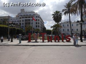 [P01] Tunis - Zona pietonală din centrul capitalei.  » foto by iulianic
 - 
<span class="allrVoted glyphicon glyphicon-heart hidden" id="av1076751"></span>
<a class="m-l-10 hidden" id="sv1076751" onclick="voting_Foto_DelVot(,1076751,25227)" role="button">șterge vot <span class="glyphicon glyphicon-remove"></span></a>
<a id="v91076751" class=" c-red"  onclick="voting_Foto_SetVot(1076751)" role="button"><span class="glyphicon glyphicon-heart-empty"></span> <b>LIKE</b> = Votează poza</a> <img class="hidden"  id="f1076751W9" src="/imagini/loader.gif" border="0" /><span class="AjErrMes hidden" id="e1076751ErM"></span>