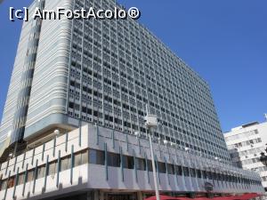 [P54] Tunis - Hotel pe Bulevardul Habib Bourguiba.  » foto by iulianic
 - 
<span class="allrVoted glyphicon glyphicon-heart hidden" id="av1076804"></span>
<a class="m-l-10 hidden" id="sv1076804" onclick="voting_Foto_DelVot(,1076804,25227)" role="button">șterge vot <span class="glyphicon glyphicon-remove"></span></a>
<a id="v91076804" class=" c-red"  onclick="voting_Foto_SetVot(1076804)" role="button"><span class="glyphicon glyphicon-heart-empty"></span> <b>LIKE</b> = Votează poza</a> <img class="hidden"  id="f1076804W9" src="/imagini/loader.gif" border="0" /><span class="AjErrMes hidden" id="e1076804ErM"></span>