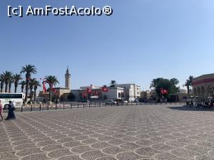 [P32] Piața din fața mauzoleului » foto by AZE
 - 
<span class="allrVoted glyphicon glyphicon-heart hidden" id="av1381232"></span>
<a class="m-l-10 hidden" id="sv1381232" onclick="voting_Foto_DelVot(,1381232,25227)" role="button">șterge vot <span class="glyphicon glyphicon-remove"></span></a>
<a id="v91381232" class=" c-red"  onclick="voting_Foto_SetVot(1381232)" role="button"><span class="glyphicon glyphicon-heart-empty"></span> <b>LIKE</b> = Votează poza</a> <img class="hidden"  id="f1381232W9" src="/imagini/loader.gif" border="0" /><span class="AjErrMes hidden" id="e1381232ErM"></span>