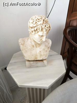 [P32] Un Adonis trist pe o masuta in camera noastra » foto by DOINITA
 - 
<span class="allrVoted glyphicon glyphicon-heart hidden" id="av1079459"></span>
<a class="m-l-10 hidden" id="sv1079459" onclick="voting_Foto_DelVot(,1079459,25263)" role="button">șterge vot <span class="glyphicon glyphicon-remove"></span></a>
<a id="v91079459" class=" c-red"  onclick="voting_Foto_SetVot(1079459)" role="button"><span class="glyphicon glyphicon-heart-empty"></span> <b>LIKE</b> = Votează poza</a> <img class="hidden"  id="f1079459W9" src="/imagini/loader.gif" border="0" /><span class="AjErrMes hidden" id="e1079459ErM"></span>