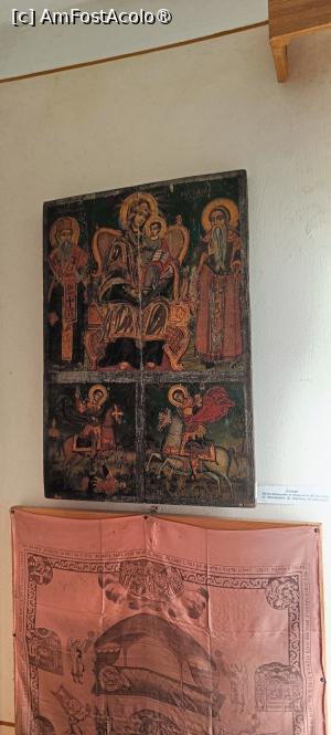 [P09] Exponate religioase. » foto by tata123 🔱
 - 
<span class="allrVoted glyphicon glyphicon-heart hidden" id="av1412777"></span>
<a class="m-l-10 hidden" id="sv1412777" onclick="voting_Foto_DelVot(,1412777,25270)" role="button">șterge vot <span class="glyphicon glyphicon-remove"></span></a>
<a id="v91412777" class=" c-red"  onclick="voting_Foto_SetVot(1412777)" role="button"><span class="glyphicon glyphicon-heart-empty"></span> <b>LIKE</b> = Votează poza</a> <img class="hidden"  id="f1412777W9" src="/imagini/loader.gif" border="0" /><span class="AjErrMes hidden" id="e1412777ErM"></span>