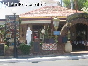 [P18] In celalalt capat al aleii ce duce la mare, la nici 100 m de hotel, se afla taverna " Vergina" , locul desfatarii noastre culinare » foto by dorgo
 - 
<span class="allrVoted glyphicon glyphicon-heart hidden" id="av1125394"></span>
<a class="m-l-10 hidden" id="sv1125394" onclick="voting_Foto_DelVot(,1125394,25283)" role="button">șterge vot <span class="glyphicon glyphicon-remove"></span></a>
<a id="v91125394" class=" c-red"  onclick="voting_Foto_SetVot(1125394)" role="button"><span class="glyphicon glyphicon-heart-empty"></span> <b>LIKE</b> = Votează poza</a> <img class="hidden"  id="f1125394W9" src="/imagini/loader.gif" border="0" /><span class="AjErrMes hidden" id="e1125394ErM"></span>