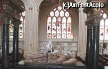 [P03] Bath- imagine din interiorul catedralei » foto by luciaoradea
 - 
<span class="allrVoted glyphicon glyphicon-heart hidden" id="av126287"></span>
<a class="m-l-10 hidden" id="sv126287" onclick="voting_Foto_DelVot(,126287,25328)" role="button">șterge vot <span class="glyphicon glyphicon-remove"></span></a>
<a id="v9126287" class=" c-red"  onclick="voting_Foto_SetVot(126287)" role="button"><span class="glyphicon glyphicon-heart-empty"></span> <b>LIKE</b> = Votează poza</a> <img class="hidden"  id="f126287W9" src="/imagini/loader.gif" border="0" /><span class="AjErrMes hidden" id="e126287ErM"></span>