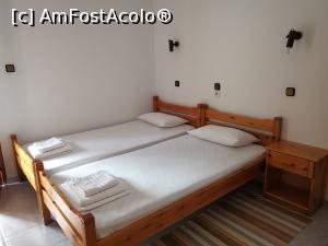 [P16] Celelalte 3 camere, cu paturi twin, dar aliniate la perete.  » foto by Aurici
 - 
<span class="allrVoted glyphicon glyphicon-heart hidden" id="av1084017"></span>
<a class="m-l-10 hidden" id="sv1084017" onclick="voting_Foto_DelVot(,1084017,25342)" role="button">șterge vot <span class="glyphicon glyphicon-remove"></span></a>
<a id="v91084017" class=" c-red"  onclick="voting_Foto_SetVot(1084017)" role="button"><span class="glyphicon glyphicon-heart-empty"></span> <b>LIKE</b> = Votează poza</a> <img class="hidden"  id="f1084017W9" src="/imagini/loader.gif" border="0" /><span class="AjErrMes hidden" id="e1084017ErM"></span>