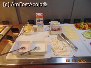 [P26] hotel Ibis Style, mic dejun » foto by Yolanda
 - 
<span class="allrVoted glyphicon glyphicon-heart hidden" id="av1510772"></span>
<a class="m-l-10 hidden" id="sv1510772" onclick="voting_Foto_DelVot(,1510772,25352)" role="button">șterge vot <span class="glyphicon glyphicon-remove"></span></a>
<a id="v91510772" class=" c-red"  onclick="voting_Foto_SetVot(1510772)" role="button"><span class="glyphicon glyphicon-heart-empty"></span> <b>LIKE</b> = Votează poza</a> <img class="hidden"  id="f1510772W9" src="/imagini/loader.gif" border="0" /><span class="AjErrMes hidden" id="e1510772ErM"></span>