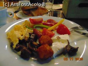 [P33] hotel Ibis Style, mic dejun » foto by Yolanda
 - 
<span class="allrVoted glyphicon glyphicon-heart hidden" id="av1510779"></span>
<a class="m-l-10 hidden" id="sv1510779" onclick="voting_Foto_DelVot(,1510779,25352)" role="button">șterge vot <span class="glyphicon glyphicon-remove"></span></a>
<a id="v91510779" class=" c-red"  onclick="voting_Foto_SetVot(1510779)" role="button"><span class="glyphicon glyphicon-heart-empty"></span> <b>LIKE</b> = Votează poza</a> <img class="hidden"  id="f1510779W9" src="/imagini/loader.gif" border="0" /><span class="AjErrMes hidden" id="e1510779ErM"></span>