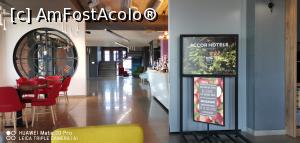 [P31] Din restaurant, spre recepție și lobby.  » foto by Aurici
 - 
<span class="allrVoted glyphicon glyphicon-heart hidden" id="av1131755"></span>
<a class="m-l-10 hidden" id="sv1131755" onclick="voting_Foto_DelVot(,1131755,25352)" role="button">șterge vot <span class="glyphicon glyphicon-remove"></span></a>
<a id="v91131755" class=" c-red"  onclick="voting_Foto_SetVot(1131755)" role="button"><span class="glyphicon glyphicon-heart-empty"></span> <b>LIKE</b> = Votează poza</a> <img class="hidden"  id="f1131755W9" src="/imagini/loader.gif" border="0" /><span class="AjErrMes hidden" id="e1131755ErM"></span>
