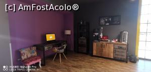 [P05] Ibis Styles Hotel - la parter, în zona recepției, lobby bar, care oferă mai multe facilități clienților.  » foto by Aurici
 - 
<span class="allrVoted glyphicon glyphicon-heart hidden" id="av1131713"></span>
<a class="m-l-10 hidden" id="sv1131713" onclick="voting_Foto_DelVot(,1131713,25352)" role="button">șterge vot <span class="glyphicon glyphicon-remove"></span></a>
<a id="v91131713" class=" c-red"  onclick="voting_Foto_SetVot(1131713)" role="button"><span class="glyphicon glyphicon-heart-empty"></span> <b>LIKE</b> = Votează poza</a> <img class="hidden"  id="f1131713W9" src="/imagini/loader.gif" border="0" /><span class="AjErrMes hidden" id="e1131713ErM"></span>
