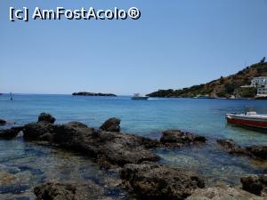 [P71] Loutro, vedere de la plaja Keramos, mai stâncoasă. » foto by maryka
 - 
<span class="allrVoted glyphicon glyphicon-heart hidden" id="av1200606"></span>
<a class="m-l-10 hidden" id="sv1200606" onclick="voting_Foto_DelVot(,1200606,25424)" role="button">șterge vot <span class="glyphicon glyphicon-remove"></span></a>
<a id="v91200606" class=" c-red"  onclick="voting_Foto_SetVot(1200606)" role="button"><span class="glyphicon glyphicon-heart-empty"></span> <b>LIKE</b> = Votează poza</a> <img class="hidden"  id="f1200606W9" src="/imagini/loader.gif" border="0" /><span class="AjErrMes hidden" id="e1200606ErM"></span>