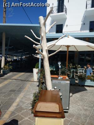 [P84] Pe strada cu terase, Sfakia. » foto by maryka
 - 
<span class="allrVoted glyphicon glyphicon-heart hidden" id="av1200619"></span>
<a class="m-l-10 hidden" id="sv1200619" onclick="voting_Foto_DelVot(,1200619,25424)" role="button">șterge vot <span class="glyphicon glyphicon-remove"></span></a>
<a id="v91200619" class=" c-red"  onclick="voting_Foto_SetVot(1200619)" role="button"><span class="glyphicon glyphicon-heart-empty"></span> <b>LIKE</b> = Votează poza</a> <img class="hidden"  id="f1200619W9" src="/imagini/loader.gif" border="0" /><span class="AjErrMes hidden" id="e1200619ErM"></span>