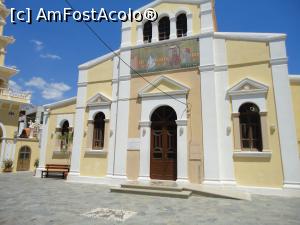 [P20] Fațada Bisericii Evangelistria. » foto by maryka
 - 
<span class="allrVoted glyphicon glyphicon-heart hidden" id="av1203101"></span>
<a class="m-l-10 hidden" id="sv1203101" onclick="voting_Foto_DelVot(,1203101,25424)" role="button">șterge vot <span class="glyphicon glyphicon-remove"></span></a>
<a id="v91203101" class=" c-red"  onclick="voting_Foto_SetVot(1203101)" role="button"><span class="glyphicon glyphicon-heart-empty"></span> <b>LIKE</b> = Votează poza</a> <img class="hidden"  id="f1203101W9" src="/imagini/loader.gif" border="0" /><span class="AjErrMes hidden" id="e1203101ErM"></span>