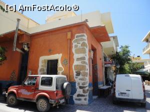 [P23] Frumoase case, interesante colțuri. » foto by maryka
 - 
<span class="allrVoted glyphicon glyphicon-heart hidden" id="av1203104"></span>
<a class="m-l-10 hidden" id="sv1203104" onclick="voting_Foto_DelVot(,1203104,25424)" role="button">șterge vot <span class="glyphicon glyphicon-remove"></span></a>
<a id="v91203104" class=" c-red"  onclick="voting_Foto_SetVot(1203104)" role="button"><span class="glyphicon glyphicon-heart-empty"></span> <b>LIKE</b> = Votează poza</a> <img class="hidden"  id="f1203104W9" src="/imagini/loader.gif" border="0" /><span class="AjErrMes hidden" id="e1203104ErM"></span>