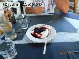 [P29] Desert şi digestiv din partea casei la taverna Sterna tou Bloumofisi » foto by irinad
 - 
<span class="allrVoted glyphicon glyphicon-heart hidden" id="av1152195"></span>
<a class="m-l-10 hidden" id="sv1152195" onclick="voting_Foto_DelVot(,1152195,25424)" role="button">șterge vot <span class="glyphicon glyphicon-remove"></span></a>
<a id="v91152195" class=" c-red"  onclick="voting_Foto_SetVot(1152195)" role="button"><span class="glyphicon glyphicon-heart-empty"></span> <b>LIKE</b> = Votează poza</a> <img class="hidden"  id="f1152195W9" src="/imagini/loader.gif" border="0" /><span class="AjErrMes hidden" id="e1152195ErM"></span>