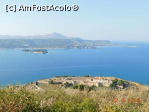 [P01] Fortăreaţa Itzedin şi insuliţa Souda din golful omonim văzute de la Cetatea Sousbası, de lângă Aptera » foto by irinad
 - 
<span class="allrVoted glyphicon glyphicon-heart hidden" id="av1154619"></span>
<a class="m-l-10 hidden" id="sv1154619" onclick="voting_Foto_DelVot(,1154619,25424)" role="button">șterge vot <span class="glyphicon glyphicon-remove"></span></a>
<a id="v91154619" class=" c-red"  onclick="voting_Foto_SetVot(1154619)" role="button"><span class="glyphicon glyphicon-heart-empty"></span> <b>LIKE</b> = Votează poza</a> <img class="hidden"  id="f1154619W9" src="/imagini/loader.gif" border="0" /><span class="AjErrMes hidden" id="e1154619ErM"></span>