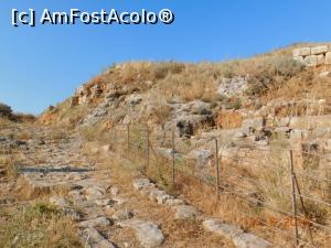 [P17] Aici era calea principală de intrare în Aptera antică » foto by irinad
 - 
<span class="allrVoted glyphicon glyphicon-heart hidden" id="av1154635"></span>
<a class="m-l-10 hidden" id="sv1154635" onclick="voting_Foto_DelVot(,1154635,25424)" role="button">șterge vot <span class="glyphicon glyphicon-remove"></span></a>
<a id="v91154635" class=" c-red"  onclick="voting_Foto_SetVot(1154635)" role="button"><span class="glyphicon glyphicon-heart-empty"></span> <b>LIKE</b> = Votează poza</a> <img class="hidden"  id="f1154635W9" src="/imagini/loader.gif" border="0" /><span class="AjErrMes hidden" id="e1154635ErM"></span>