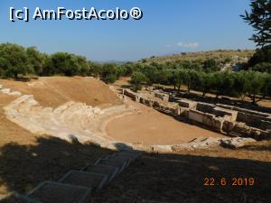 [P06] Teatrul antic de la Aptera » foto by irinad
 - 
<span class="allrVoted glyphicon glyphicon-heart hidden" id="av1154624"></span>
<a class="m-l-10 hidden" id="sv1154624" onclick="voting_Foto_DelVot(,1154624,25424)" role="button">șterge vot <span class="glyphicon glyphicon-remove"></span></a>
<a id="v91154624" class=" c-red"  onclick="voting_Foto_SetVot(1154624)" role="button"><span class="glyphicon glyphicon-heart-empty"></span> <b>LIKE</b> = Votează poza</a> <img class="hidden"  id="f1154624W9" src="/imagini/loader.gif" border="0" /><span class="AjErrMes hidden" id="e1154624ErM"></span>
