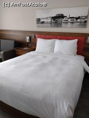 [P01] Camera Hilton Gelibolu » foto by michaela_1961
 - 
<span class="allrVoted glyphicon glyphicon-heart hidden" id="av1318255"></span>
<a class="m-l-10 hidden" id="sv1318255" onclick="voting_Foto_DelVot(,1318255,25429)" role="button">șterge vot <span class="glyphicon glyphicon-remove"></span></a>
<a id="v91318255" class=" c-red"  onclick="voting_Foto_SetVot(1318255)" role="button"><span class="glyphicon glyphicon-heart-empty"></span> <b>LIKE</b> = Votează poza</a> <img class="hidden"  id="f1318255W9" src="/imagini/loader.gif" border="0" /><span class="AjErrMes hidden" id="e1318255ErM"></span>