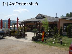 [P14] Bechet - Restaurant Escape, potrivit pentru așteptările de la ferryboat.  » foto by iulianic
 - 
<span class="allrVoted glyphicon glyphicon-heart hidden" id="av1091307"></span>
<a class="m-l-10 hidden" id="sv1091307" onclick="voting_Foto_DelVot(,1091307,25455)" role="button">șterge vot <span class="glyphicon glyphicon-remove"></span></a>
<a id="v91091307" class=" c-red"  onclick="voting_Foto_SetVot(1091307)" role="button"><span class="glyphicon glyphicon-heart-empty"></span> <b>LIKE</b> = Votează poza</a> <img class="hidden"  id="f1091307W9" src="/imagini/loader.gif" border="0" /><span class="AjErrMes hidden" id="e1091307ErM"></span>
