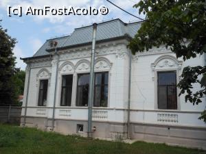 [P37] Bechet - Biblioteca, detaliu.  » foto by iulianic
 - 
<span class="allrVoted glyphicon glyphicon-heart hidden" id="av1091330"></span>
<a class="m-l-10 hidden" id="sv1091330" onclick="voting_Foto_DelVot(,1091330,25455)" role="button">șterge vot <span class="glyphicon glyphicon-remove"></span></a>
<a id="v91091330" class=" c-red"  onclick="voting_Foto_SetVot(1091330)" role="button"><span class="glyphicon glyphicon-heart-empty"></span> <b>LIKE</b> = Votează poza</a> <img class="hidden"  id="f1091330W9" src="/imagini/loader.gif" border="0" /><span class="AjErrMes hidden" id="e1091330ErM"></span>