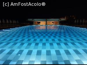 [P22] Pool bar - Miramar deluxe - noaptea » foto by Florris
 - 
<span class="allrVoted glyphicon glyphicon-heart hidden" id="av1095338"></span>
<a class="m-l-10 hidden" id="sv1095338" onclick="voting_Foto_DelVot(,1095338,25526)" role="button">șterge vot <span class="glyphicon glyphicon-remove"></span></a>
<a id="v91095338" class=" c-red"  onclick="voting_Foto_SetVot(1095338)" role="button"><span class="glyphicon glyphicon-heart-empty"></span> <b>LIKE</b> = Votează poza</a> <img class="hidden"  id="f1095338W9" src="/imagini/loader.gif" border="0" /><span class="AjErrMes hidden" id="e1095338ErM"></span>