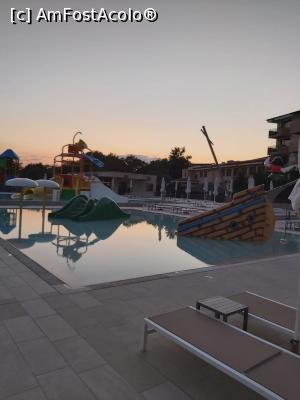 [P16] Mini Aqua Park » foto by ana anghel
 - 
<span class="allrVoted glyphicon glyphicon-heart hidden" id="av1179771"></span>
<a class="m-l-10 hidden" id="sv1179771" onclick="voting_Foto_DelVot(,1179771,25526)" role="button">șterge vot <span class="glyphicon glyphicon-remove"></span></a>
<a id="v91179771" class=" c-red"  onclick="voting_Foto_SetVot(1179771)" role="button"><span class="glyphicon glyphicon-heart-empty"></span> <b>LIKE</b> = Votează poza</a> <img class="hidden"  id="f1179771W9" src="/imagini/loader.gif" border="0" /><span class="AjErrMes hidden" id="e1179771ErM"></span>